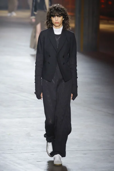 Look 5